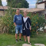 Du Mas Gibert A Entre Nimes Montpellier Et La 3 Etoiles *