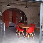Du Mas Gibert A Entre Nimes Montpellier Et La 3 Etoiles Ferienhaus