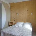 Du Mas Gibert A Entre Nimes Montpellier Et La 3 Etoiles Saussines