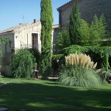 Дом отдыха Du Mas Gibert A Entre Nimes Et Montpellier *